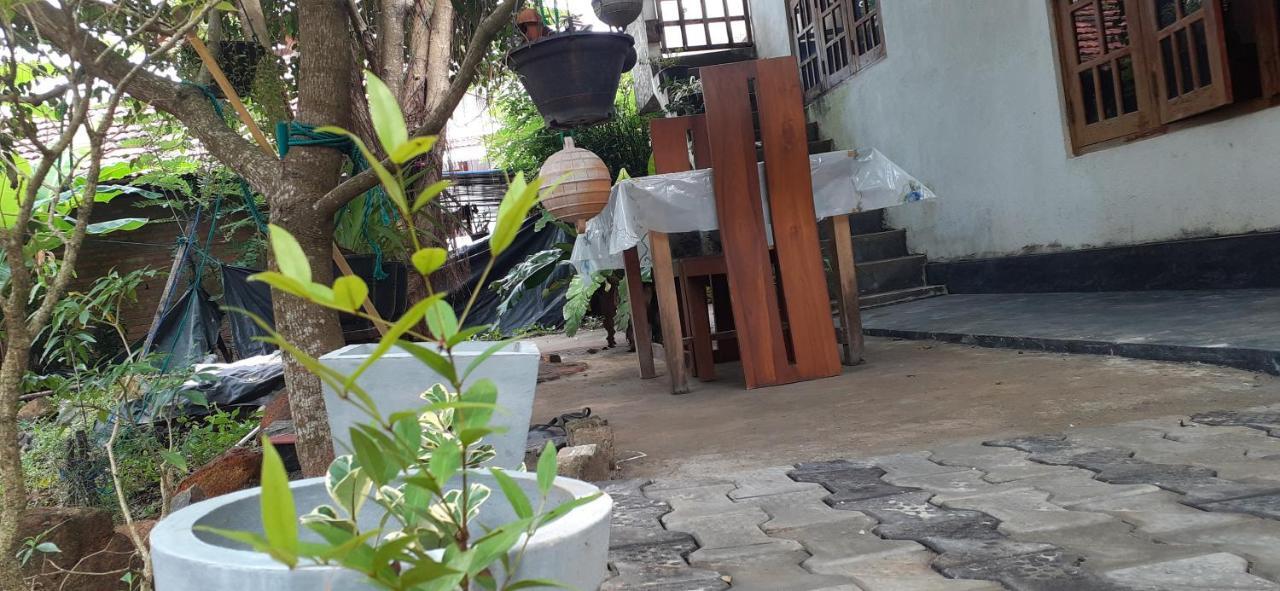 Bisandu Guesthouse 米瑞莎 外观 照片
